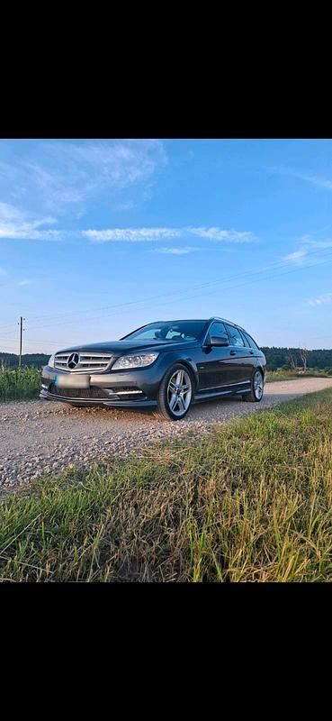 Gebraucht Mercedes C350 260 PS (191 kW) 2012 Grau Kombi
