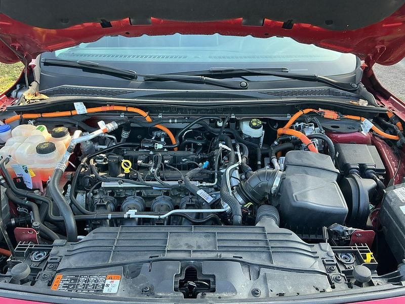 Gebraucht Ford Kuga Titanium 224 PS (164 kW) 2021 Rot SUV