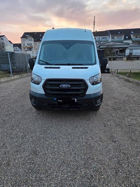 Gebraucht Ford Transit 131 PS (96 kW) 2024 Weiß Limousine