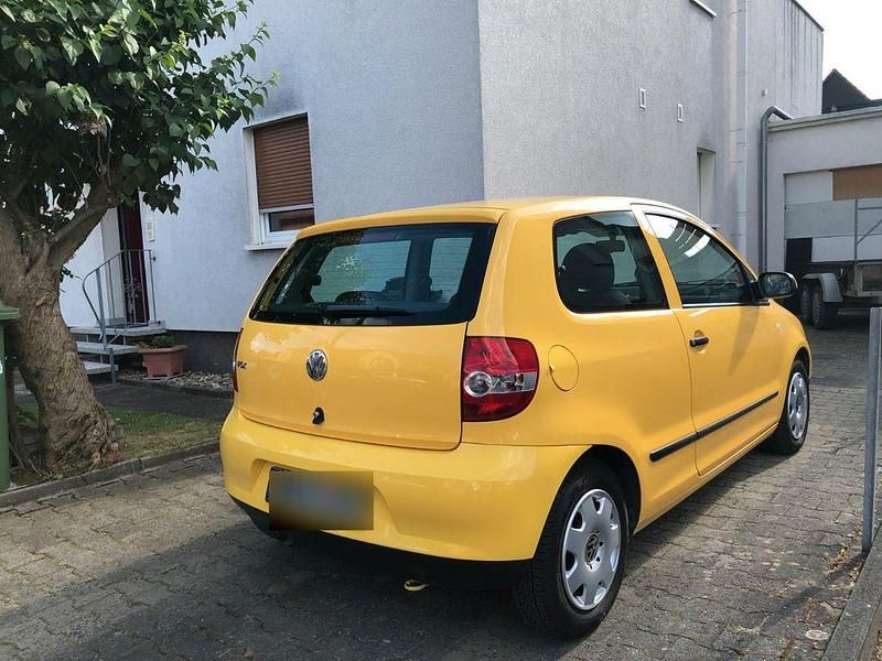 Usata VW Fox 54 CV (39 kW) 2006 Giallo Utilitaria