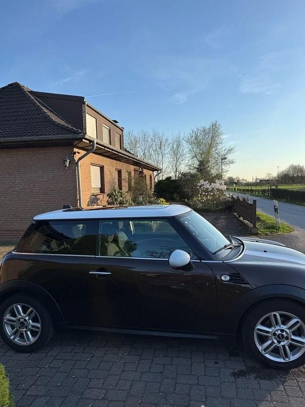 Usado Mini Cooper 122 HP (89 kW) 2011 Castanho Citadino