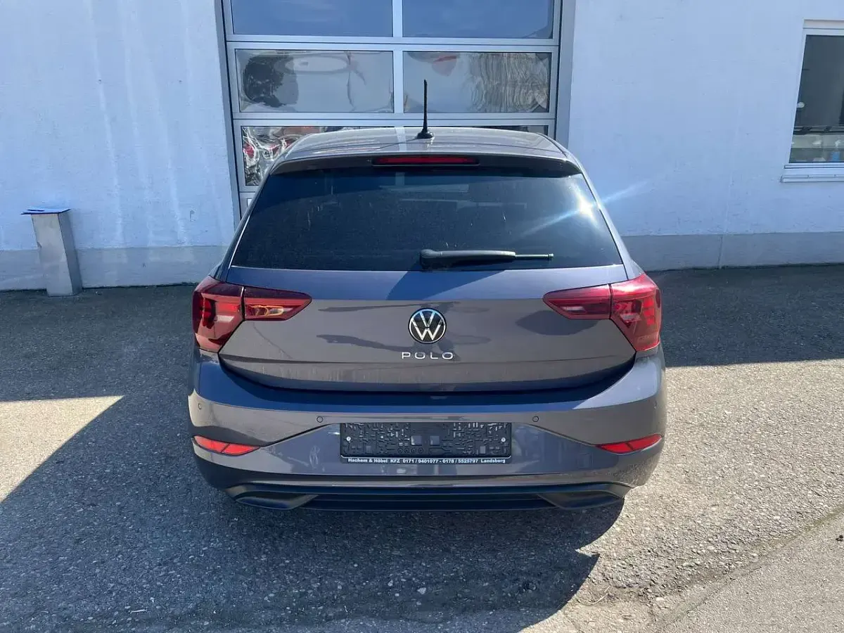 Gebraucht VW Polo Move 95 PS (69 kW) 2023 Rauchgrau metallic Kleinwagen
