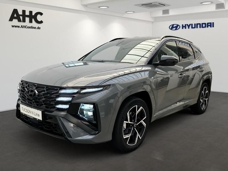 Grau shadow grey Neu 2025 Hyundai Tucson N Line SUV | 41.900 € (Teuer) - Bild 1/4