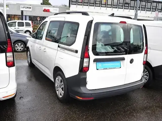 Gebraucht VW Caddy 116 PS (85 kW) 2021 Weiß Van / Kleinbus
