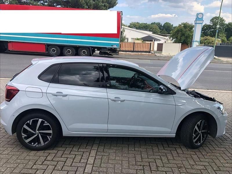 Gebraucht VW Polo Beats 95 PS (69 kW) 2018 Weiß Kleinwagen