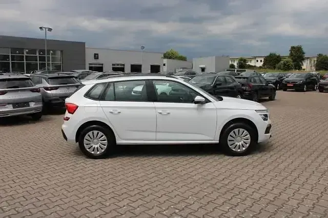 Gebraucht Skoda Kamiq Essence 116 PS (85 kW) 2025 Andere SUV