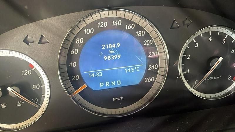 Gebraucht Mercedes C280 Elegance 231 PS (169 kW) 2009 Schwarz Limousine