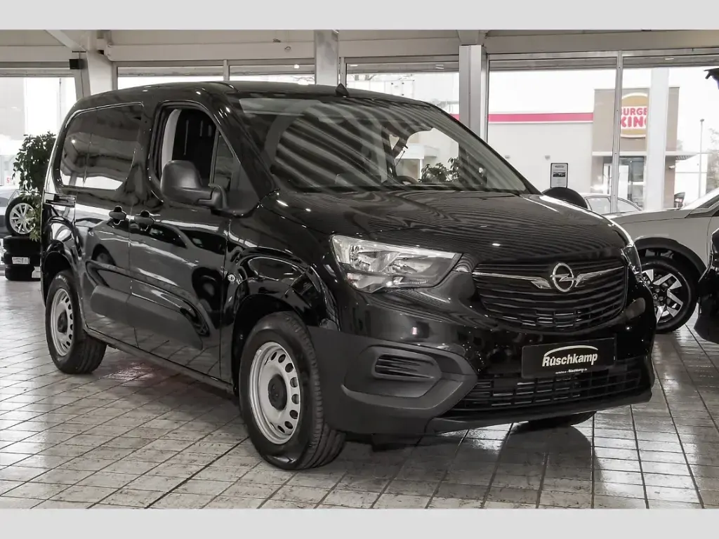 Gebraucht Opel Combo-e Life Edition 100 kW (136 PS) 2023 Schwarz Van