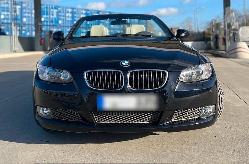 Schwarz Gebraucht 2009 BMW 335 Cabriolet Shadowline Cabrio | 29.500 € - Bild 1/4
