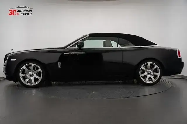 Gebraucht Rolls Royce Dawn 571 PS (419 kW) 2022 Black diamond (metallic) Cabrio