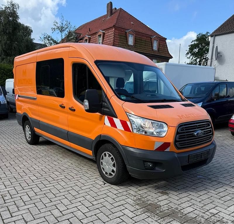 Orange Gebraucht 2017 Ford Transit Van / Kleinbus | 8.290 € (Superpreis) - Bild 1/4