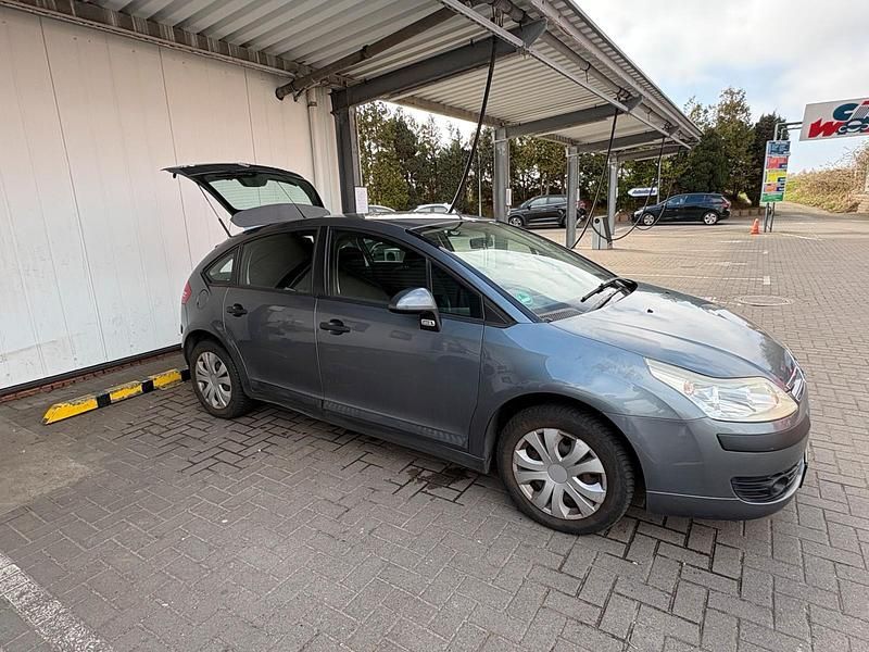 Gebraucht Citroën C4 88 PS (64 kW) 2008 Grau Limousine