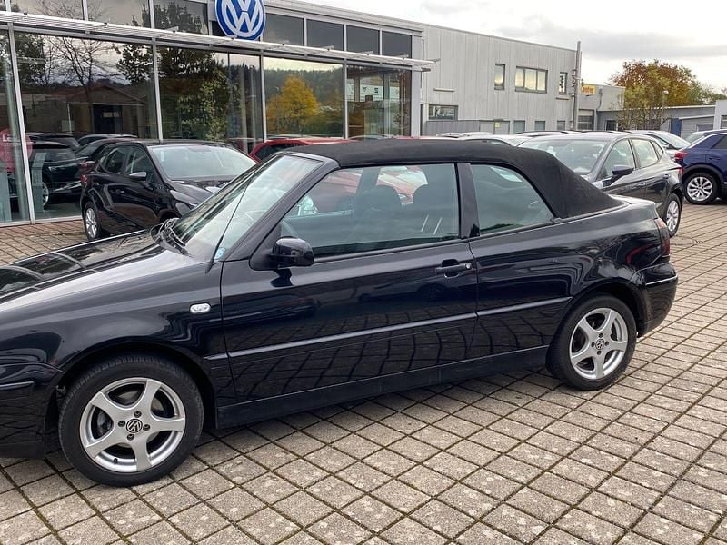 Gebraucht VW Golf Cabriolet Highline 116 PS (85 kW) 2001 Schwarz Cabrio