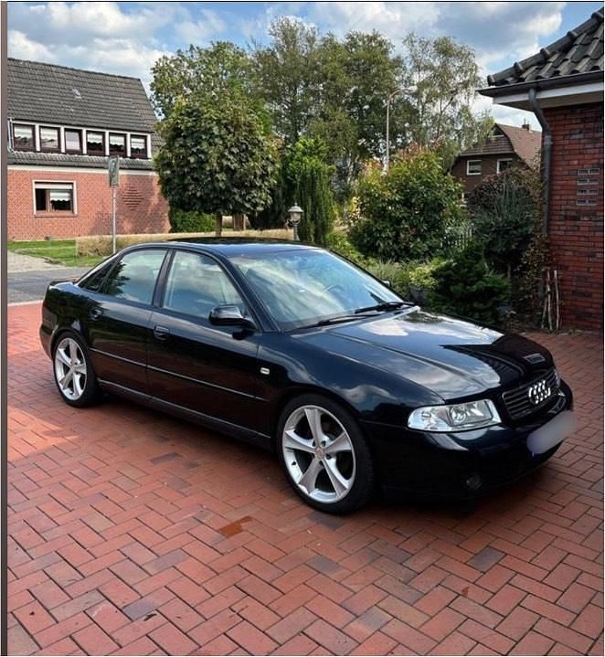 Schwarz Gebraucht 1999 Audi A4 Limousine | 3.500 € - Bild 1/4