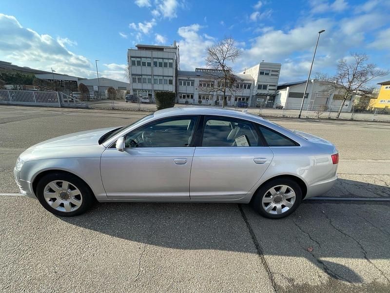 Gebraucht Audi A6 190 PS (139 kW) 2010 Violet Limousine
