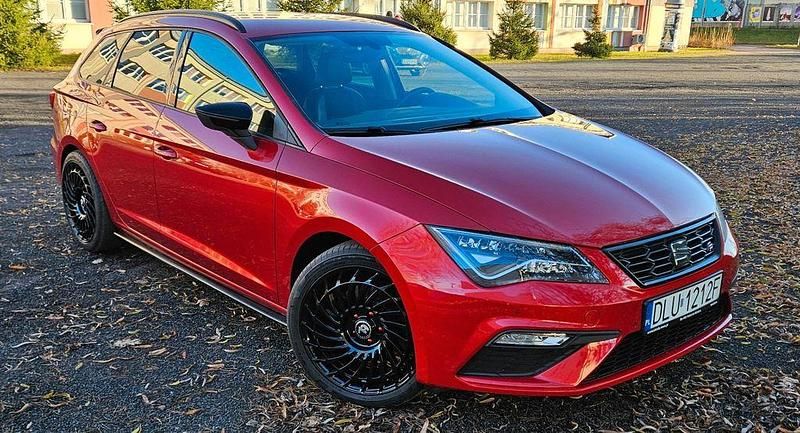Rot Gebraucht 2017 Seat Leon ST FR Kombi | 11.500 € (Guter Preis) - Bild 1/4