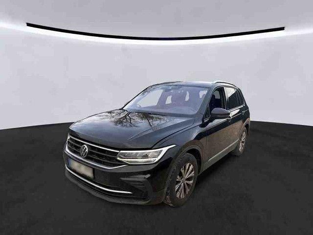 Gebraucht VW Tiguan Active 150 PS (110 kW) 2022 Schwarz SUV