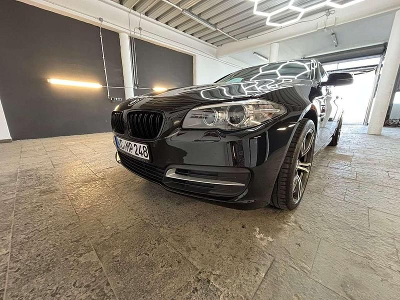 Gebraucht BMW 530 Luxury Line 258 PS (189 kW) 2015 Schwarz Limousine
