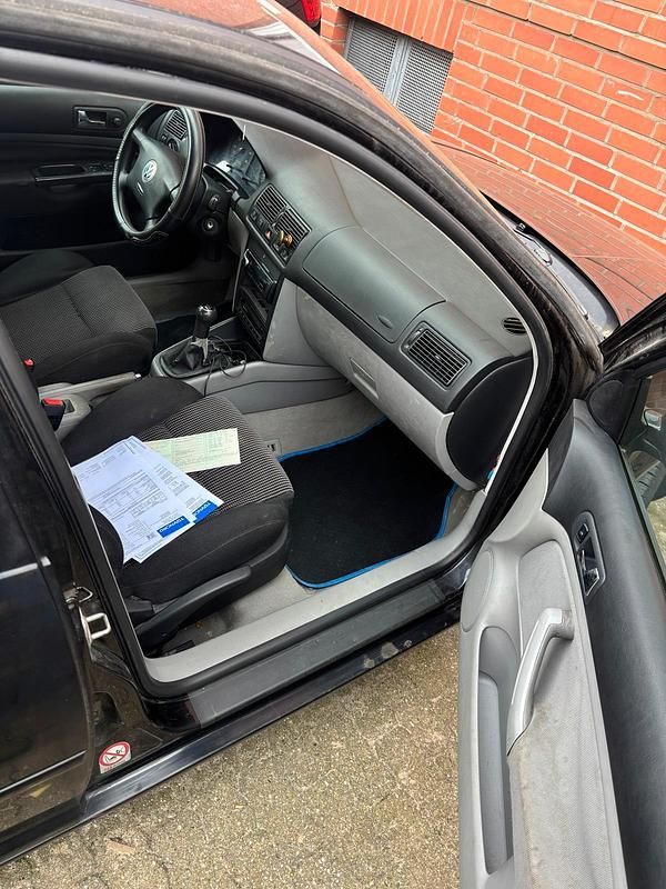 Gebraucht VW Golf III 145 PS (106 kW) 1998 Schwarz Limousine