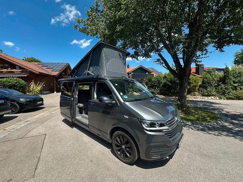 Grau Gebraucht 2021 VW T6.1 California Van | 62.000 € (Fairer Preis) - Bild 1/4