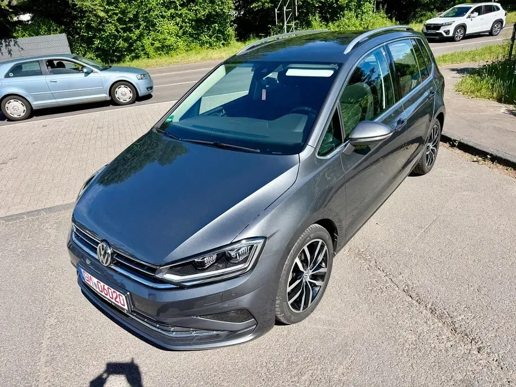 Gebraucht VW Golf VII 131 PS (96 kW) 2018 Grau Limousine