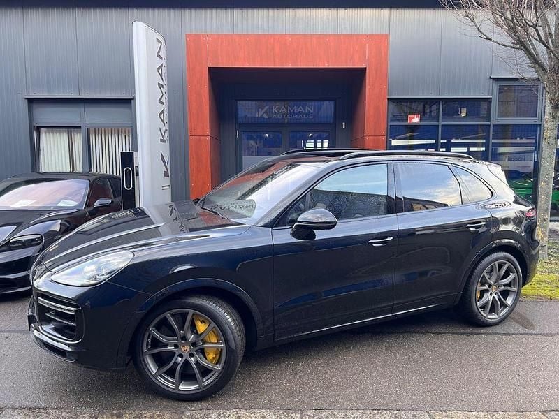 Schwarz Gebraucht 2023 Porsche Cayenne Turbo SUV | 144.500 € - Bild 1/4