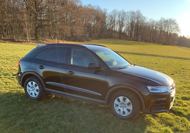 Gebraucht Audi Q3 Comfort 150 PS (110 kW) 2017 Schwarz SUV