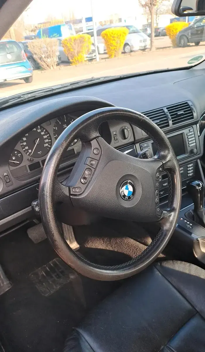 Gebraucht BMW 523 170 PS (125 kW) 2003 Grün Limousine