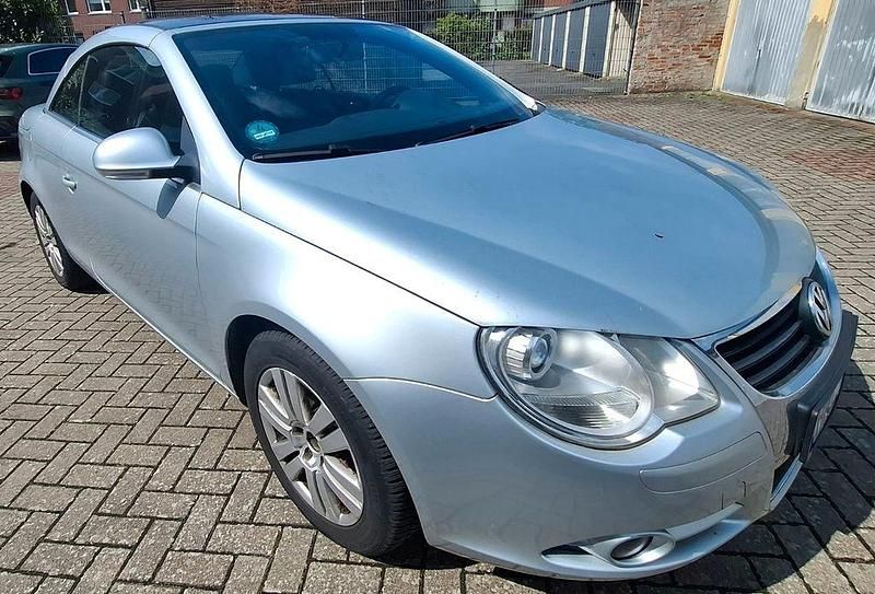 Second-hand VW Eos 160 CP (117 kW) 2009 Argintiu Cabrio
