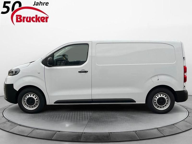 Neu Toyota Proace 120 PS (88 kW) 2025 Weiß Van / Kleinbus