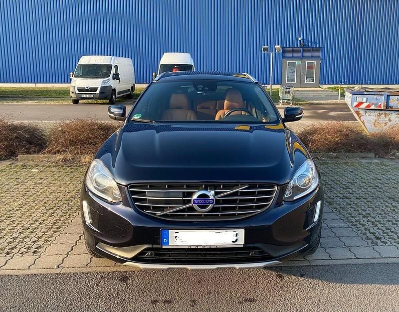 Gebraucht Volvo XC60 Inscription 220 PS (161 kW) 2017 Blau SUV