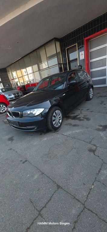 Gebraucht BMW 118 Advantage 143 PS (105 kW) 2009 Schwarz Kleinwagen