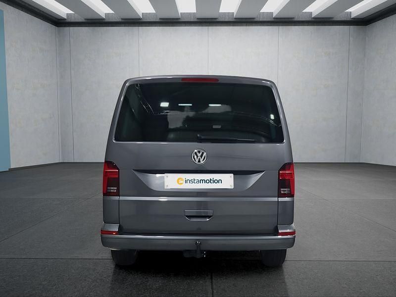 Usado VW Multivan 204 HP (150 kW) 2022 Cinzento Monovolume