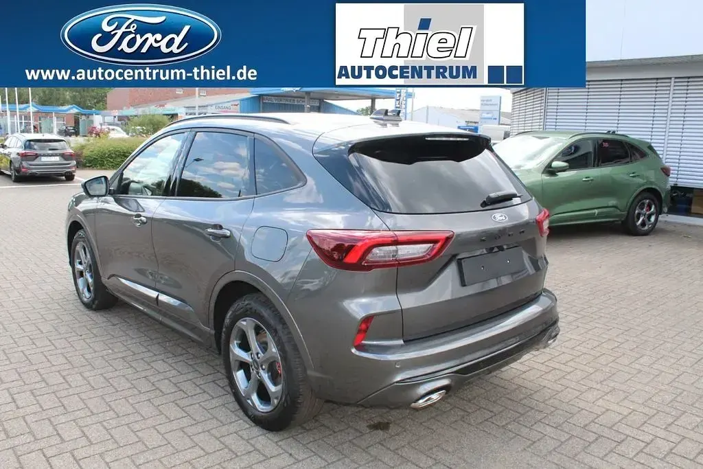 Neu Ford Kuga ST-Line X 186 PS (136 kW) 2025 Grau SUV