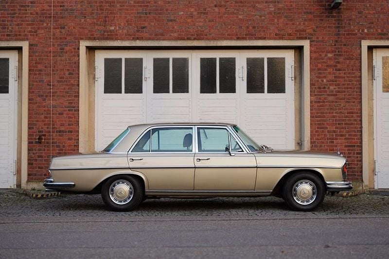 Gebraucht Mercedes W109 250 PS (183 kW) 1972 Beige Limousine