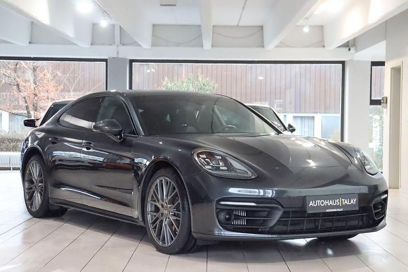 Grau Gebraucht 2022 Porsche Panamera 4 Limousine | 72.880 € (Fairer Preis) - Bild 1/4