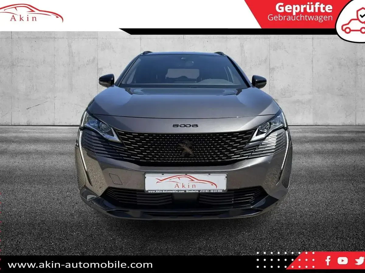 Gebraucht Peugeot 5008 GT 131 PS (96 kW) 2023 Lackierung platiniumgrau SUV