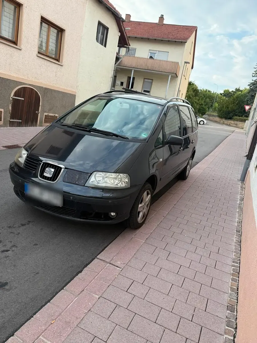 Gebraucht Seat Alhambra 131 PS (96 kW) 2004 Schwarz Van / Kleinbus