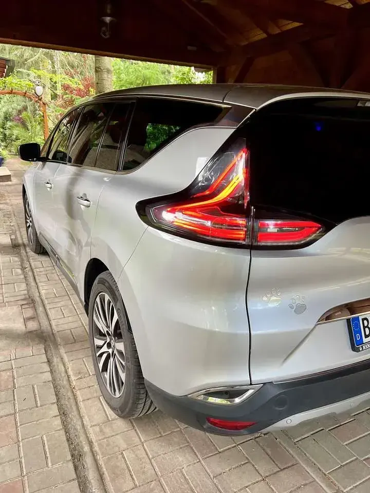 Używany Renault Espace Initiale Paris 160 KM (117 kW) 2015 Minivan