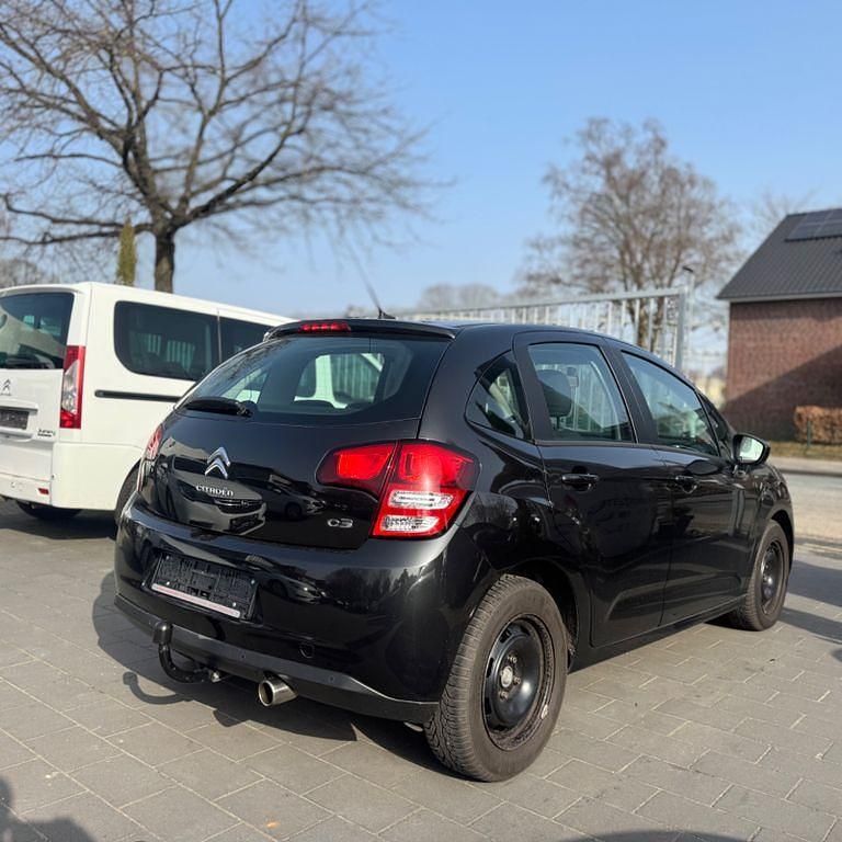 Gebraucht Citroën C3 Tendance 95 PS (69 kW) 2010 Silber Limousine