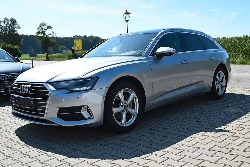Gebraucht Audi A6 Sport 204 PS (150 kW) 2023 Silber Kombi