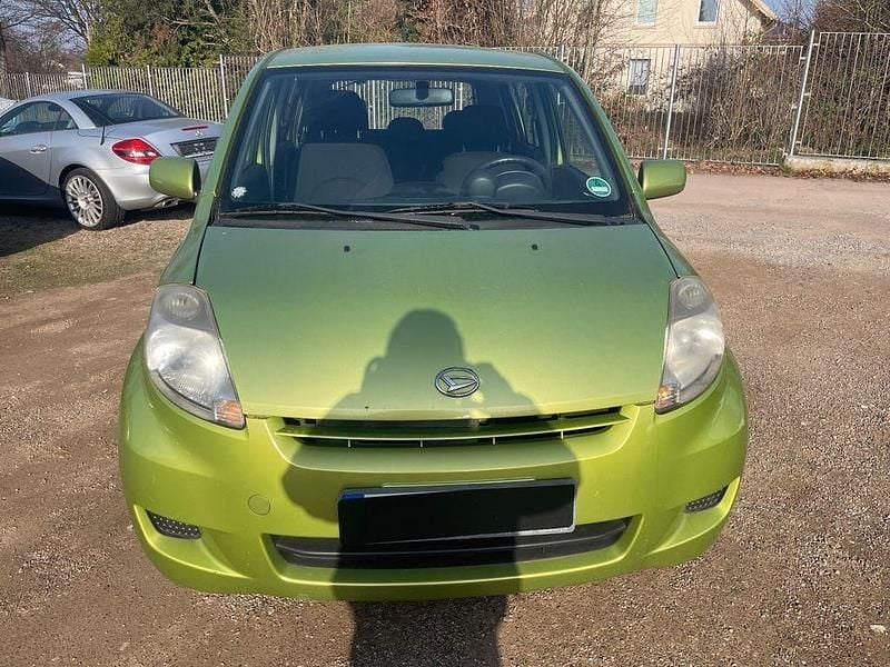 Gebraucht Daihatsu Sirion 91 PS (66 kW) 2007 Grün Kleinwagen
