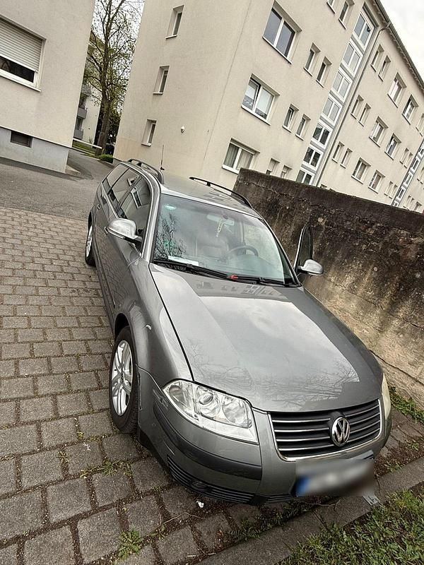 Second-hand VW Passat 116 CP (85 kW) 2004 Gri Break