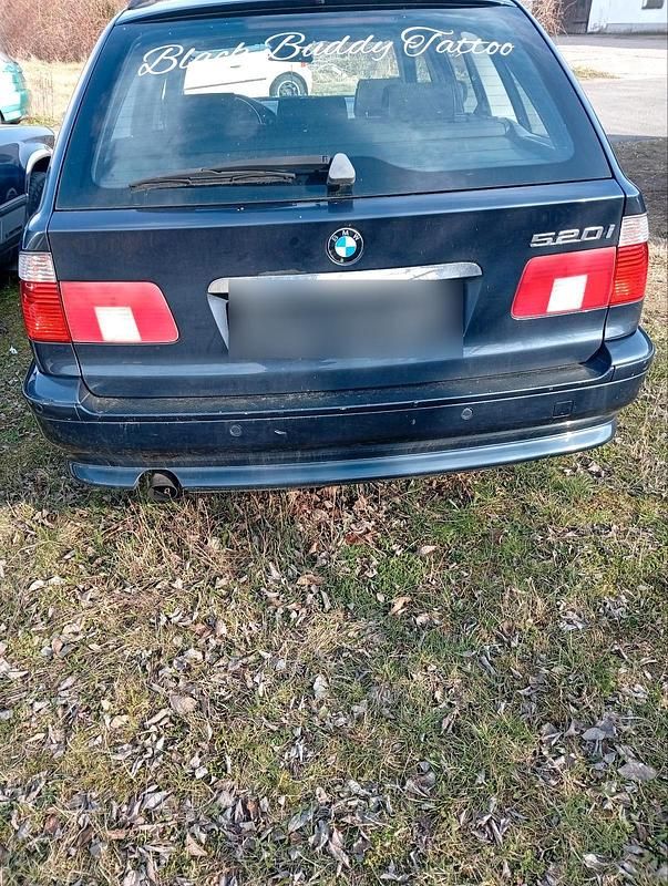 Gebraucht BMW 520 170 PS (125 kW) 2002 Blau Kombi
