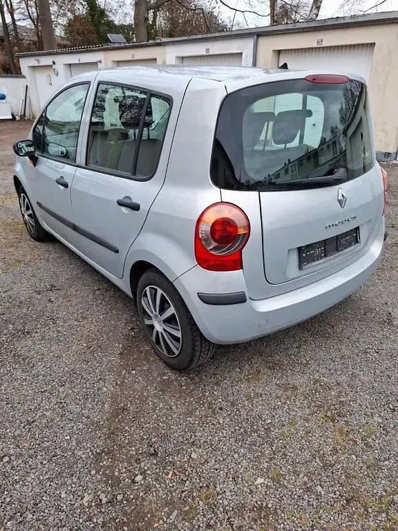 Usata Renault Modus Dynamique 111 CV (81 kW) 2005 Monovolume