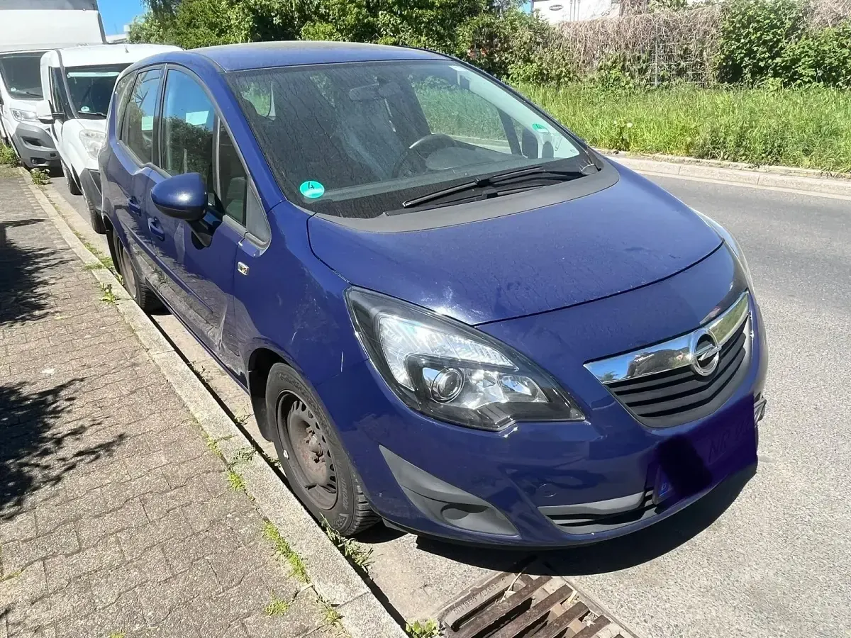 Usata Opel Meriva 101 CV (74 kW) 2017 Blu Monovolume