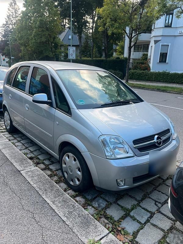 Silber Gebraucht 2006 Opel Meriva Van / Kleinbus | 1.500 € (Fairer Preis) - Bild 1/4