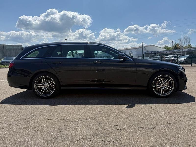 Gebraucht Mercedes E350 AMG line 258 PS (189 kW) 2018 Schwarz Kombi