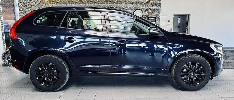 Gebraucht Volvo XC60 Kinetic 190 PS (139 kW) 2016 Blau SUV