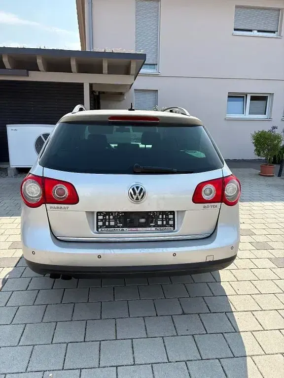 Gebraucht VW Passat 140 PS (102 kW) 2006 Silber Kombi